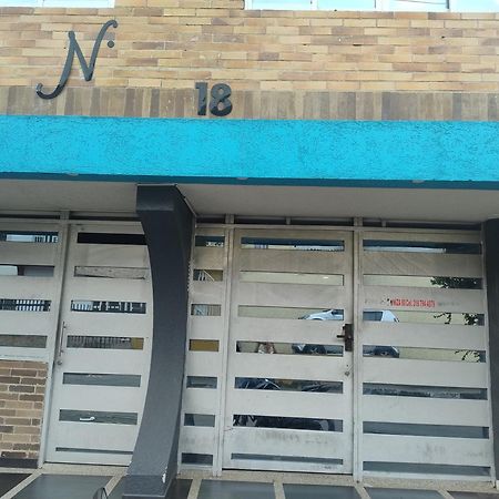 Edificio Niza80 Ibague, Acceso Digital Cerca Parque Deportivo Hotel ภายนอก รูปภาพ