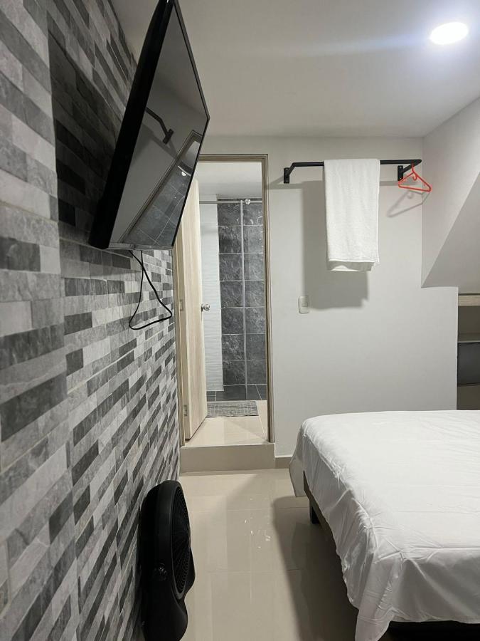 Edificio Niza80 Ibague, Acceso Digital Cerca Parque Deportivo Hotel ภายนอก รูปภาพ