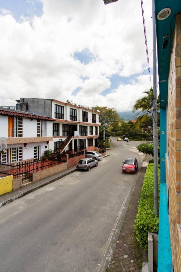 Edificio Niza80 Ibague, Acceso Digital Cerca Parque Deportivo Hotel ภายนอก รูปภาพ