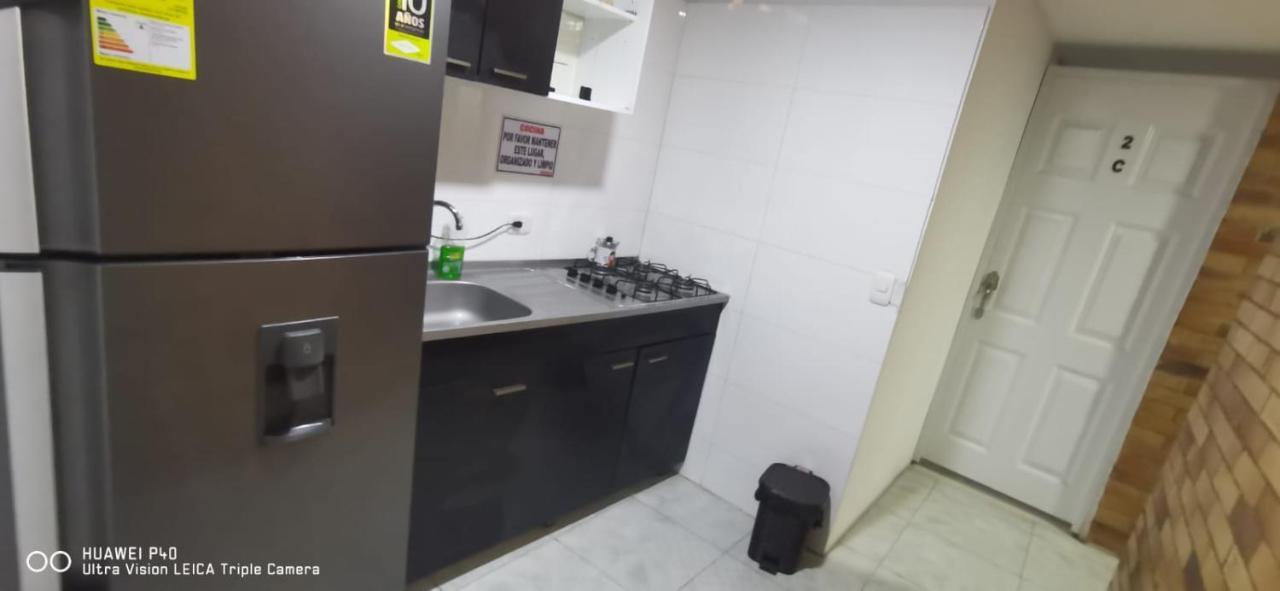 Edificio Niza80 Ibague, Acceso Digital Cerca Parque Deportivo Hotel ภายนอก รูปภาพ