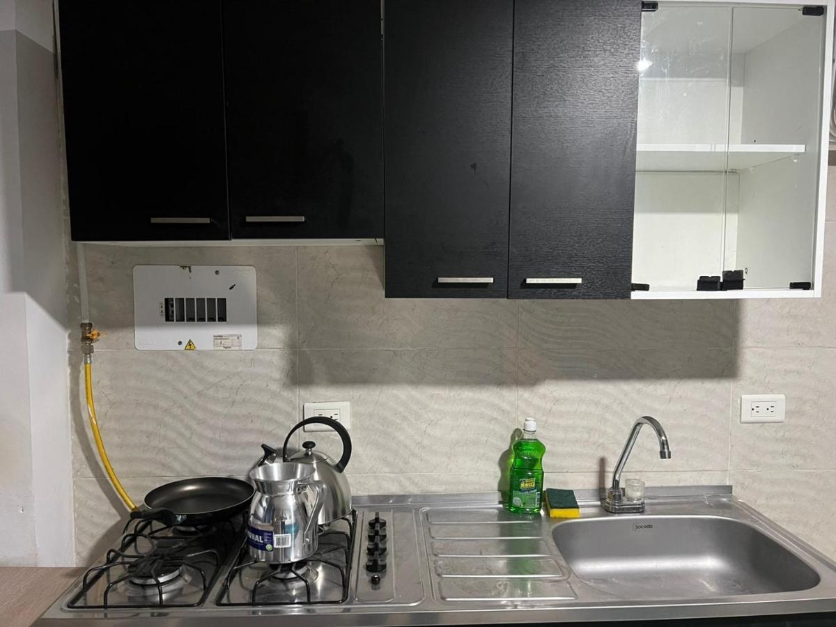 Edificio Niza80 Ibague, Acceso Digital Cerca Parque Deportivo Hotel ภายนอก รูปภาพ