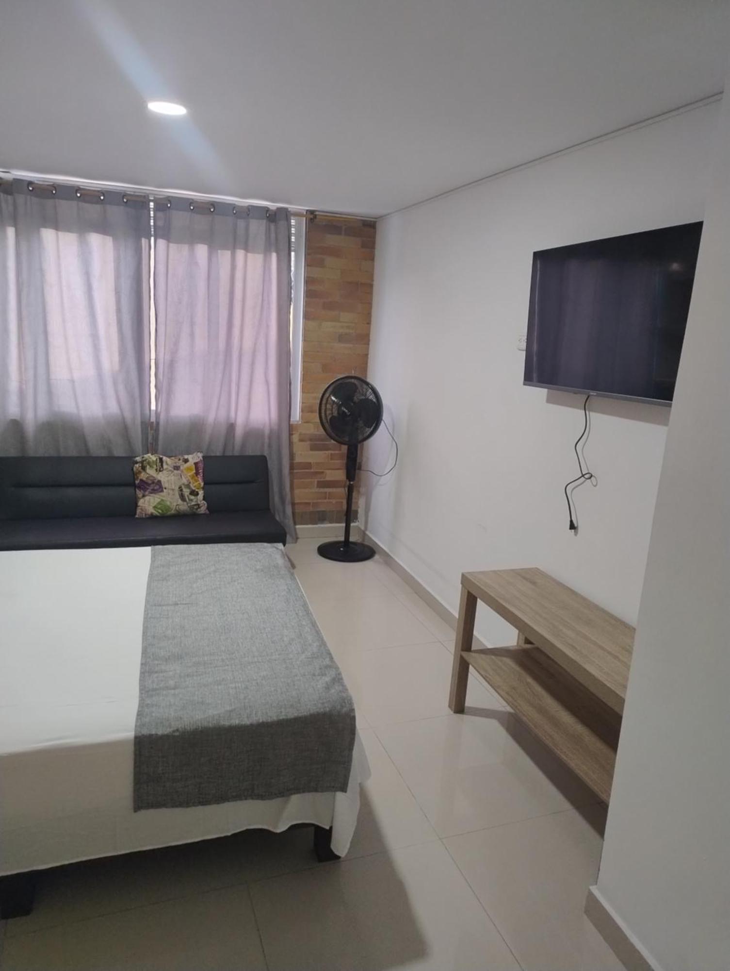 Edificio Niza80 Ibague, Acceso Digital Cerca Parque Deportivo Hotel ภายนอก รูปภาพ